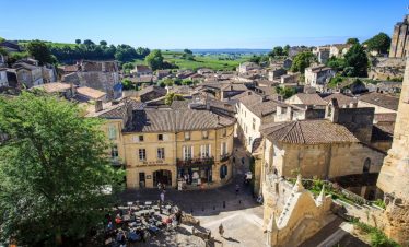 Square in Saint Emilion