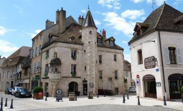 Visit the old town of Beaune Burgundy