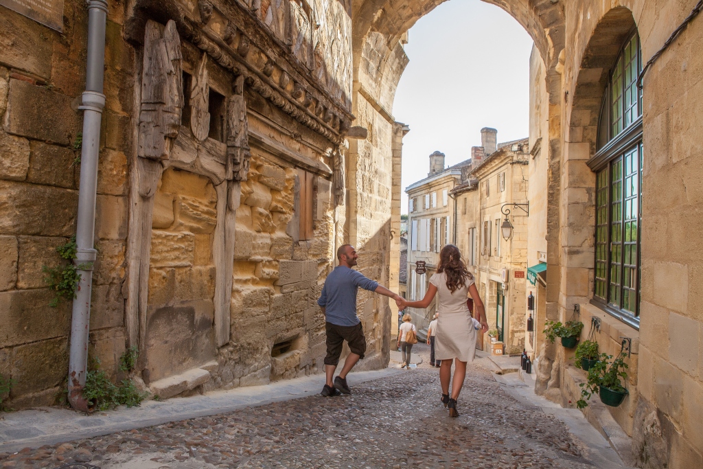 Couple in St Emilion
