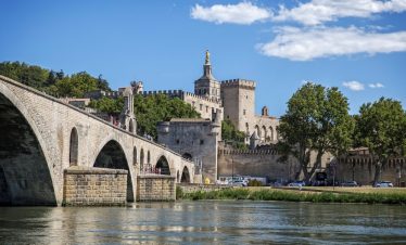 The famous unfinished bridge in Avignon
