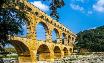 Pont du gard roman aqueduct