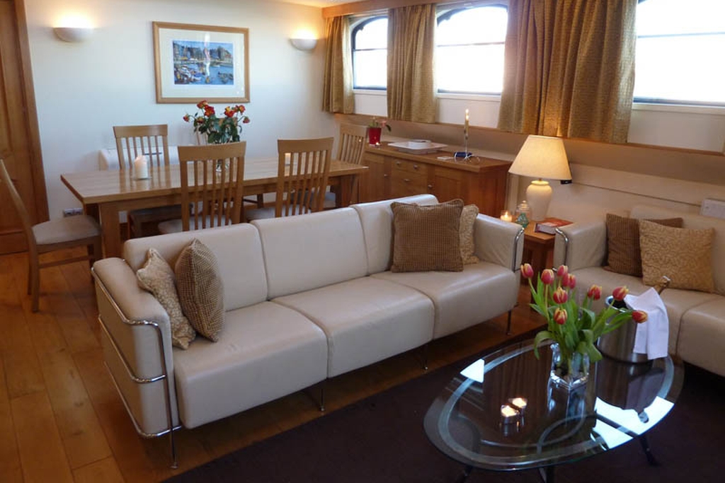 The luxurious salon on board the barge hotel