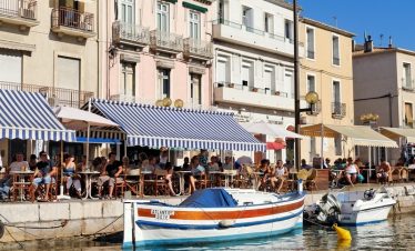 Canal Royal and restaurant in Sète