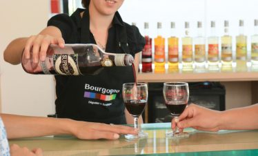 Tasting blackcurrant products at Cassissium