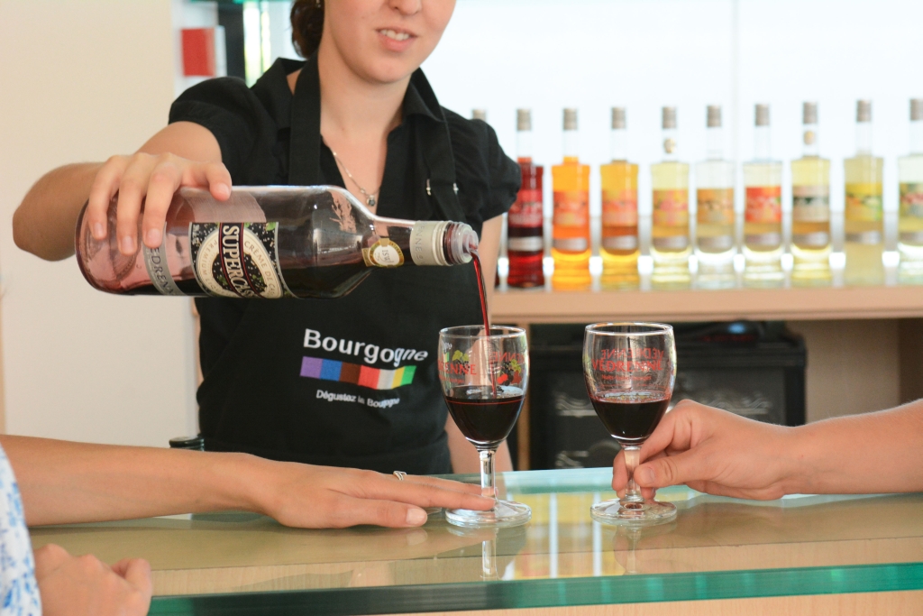 Tasting blackcurrant products at Cassissium