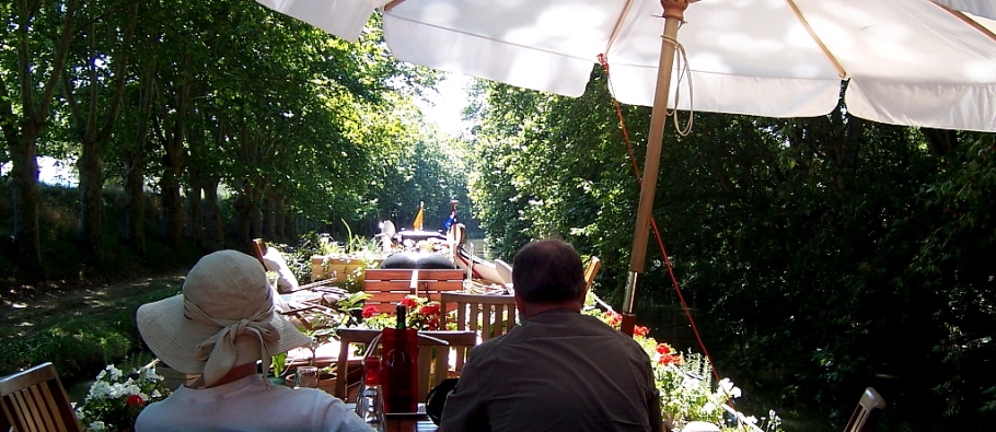 River and canal cruising in France