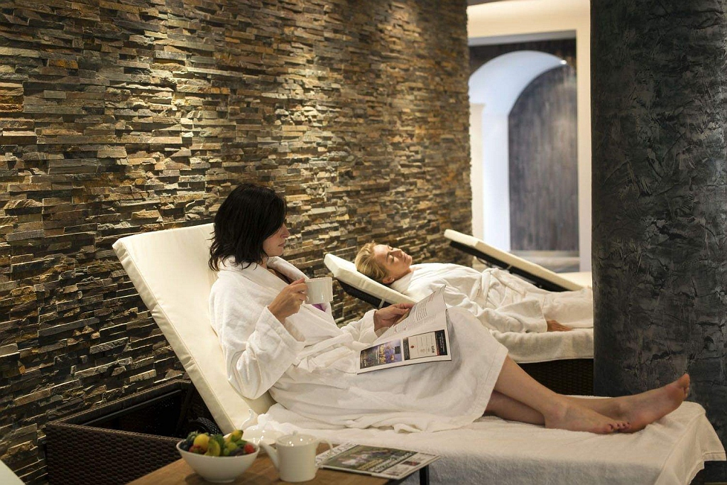 Relaxing on a wellbeing spa break in Burgundy France