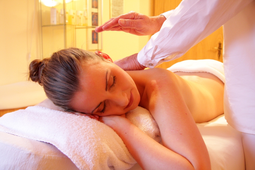 Massage on a wellbeing spa break to Burgundy France