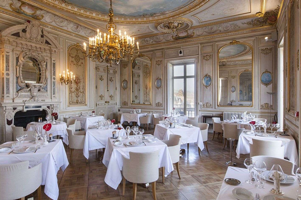 Chateau spa hotel dining room in Burgundy