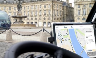 Multi Media tablet for buggy wine tours in Bodeaux