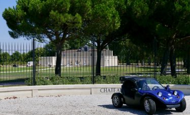Visiting Margaux vineyard estates in an electric buggy